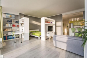 Gagarin Plaza apartment 70 square metres on 12th floor